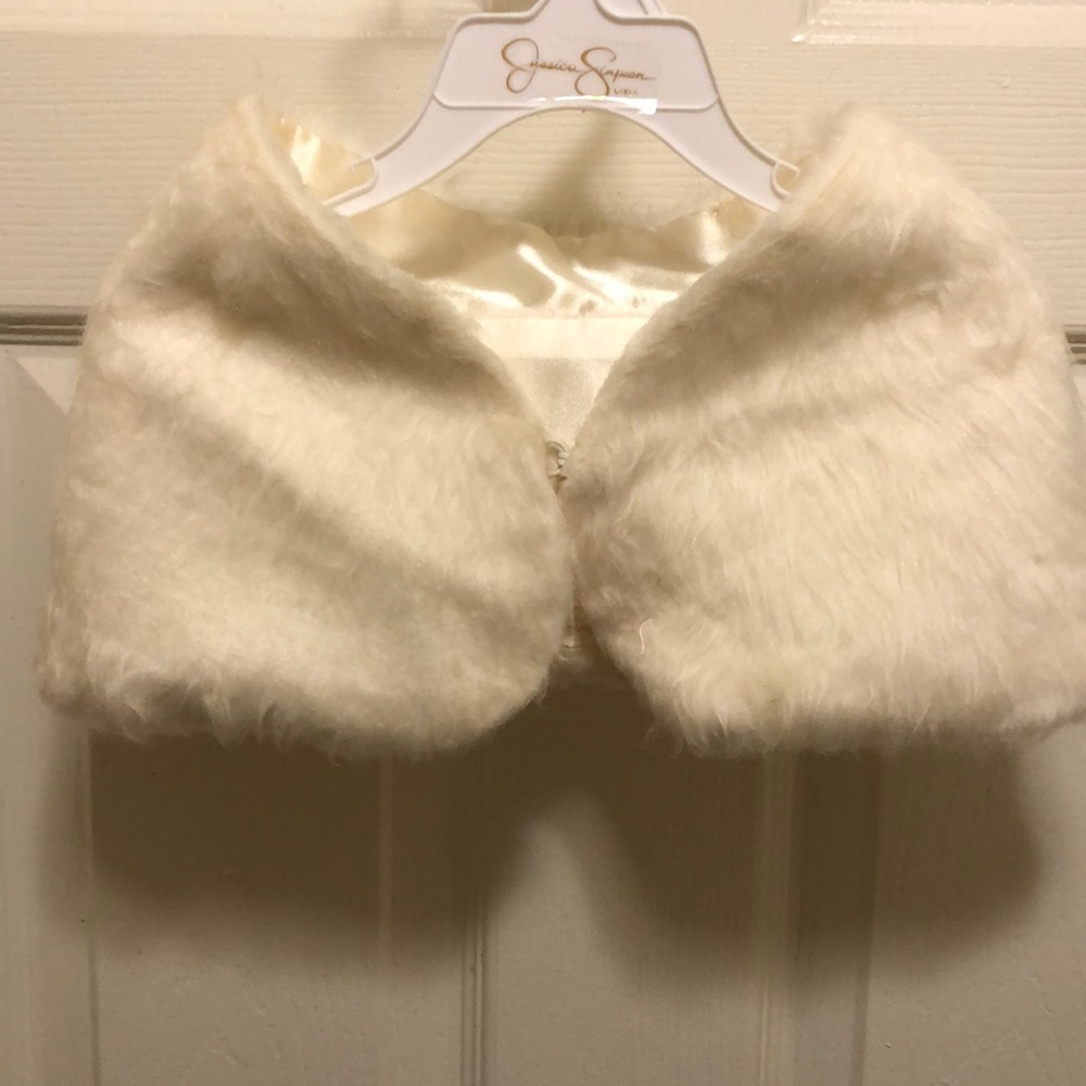 Girls fur shawl